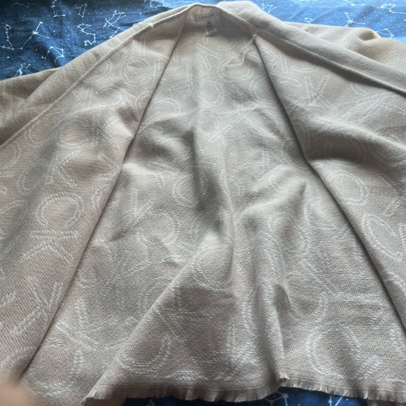 NWOT Calvin Klein Beige Wrap Coat Shawl Sweater - Picture 5 of 5